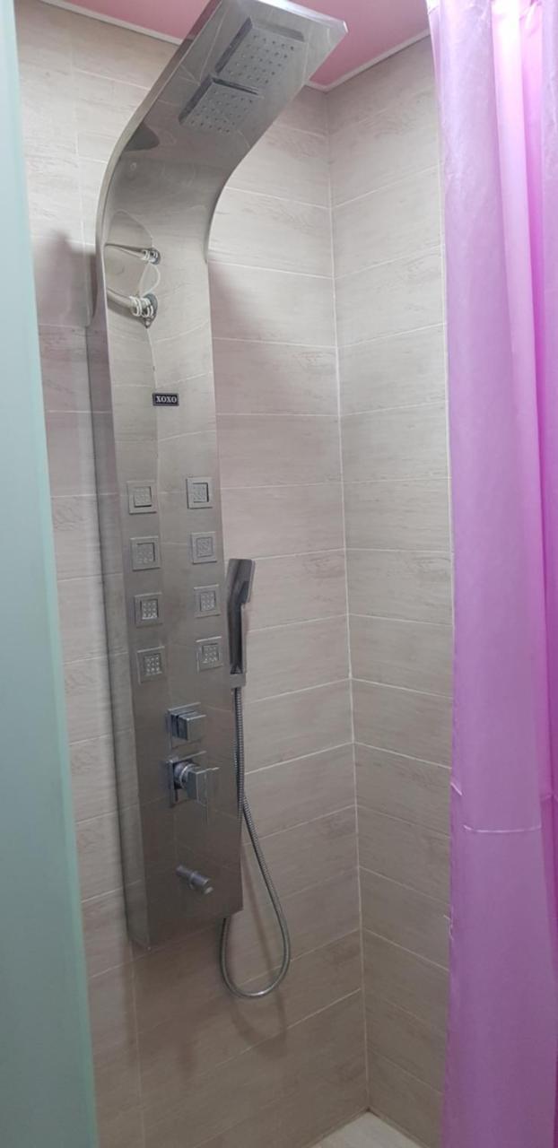Beautiful Apartment Located In Pushkin Street Yerevan Luaran gambar